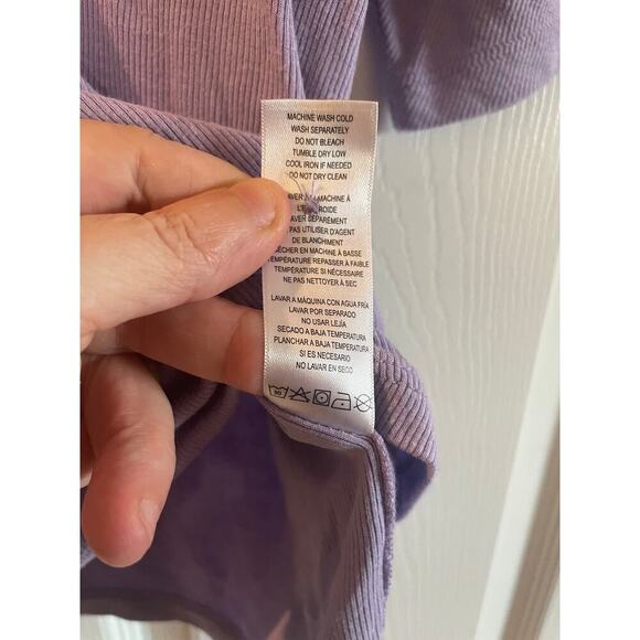 Frame Puff-Sleeve Henley Lilac Top size Large - Picture 7 of 11